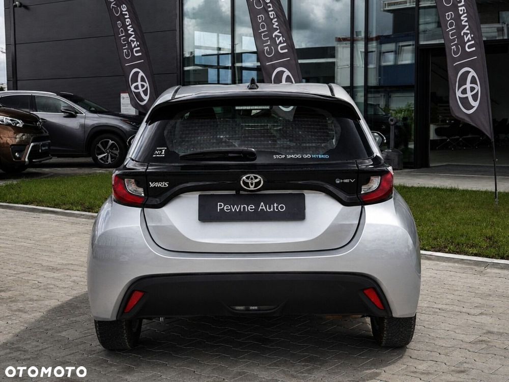 Toyota Yaris - 7