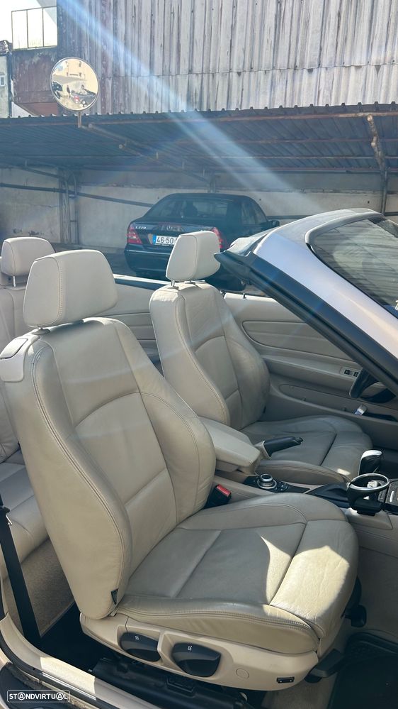 BMW 118 iA Cabrio - 15