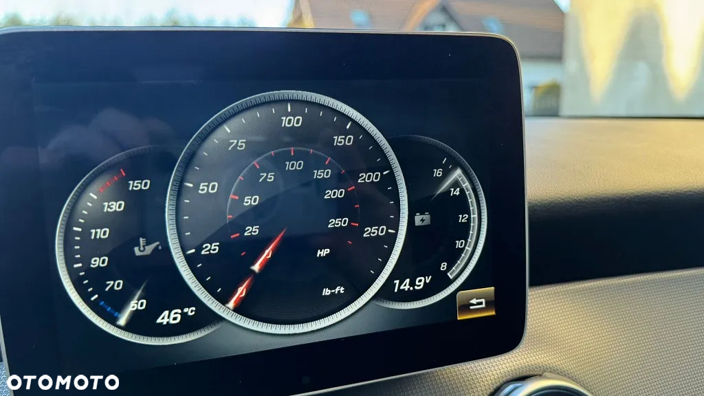Mercedes-Benz GLA 250 4Matic 7G-DCT AMG Line - 12