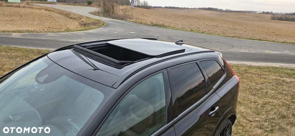 Volvo XC 60 T8 AWD Recharge Geartronic Inscription - 30