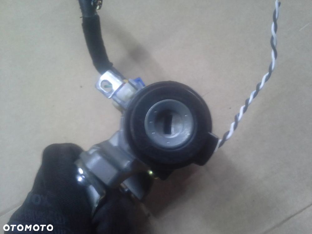 Hyundai IX35 1.6 GDi zestaw startowy komputer 39110-2BAG0 moduły stacyjka 2 klucze immo licznik i inne EU - 31