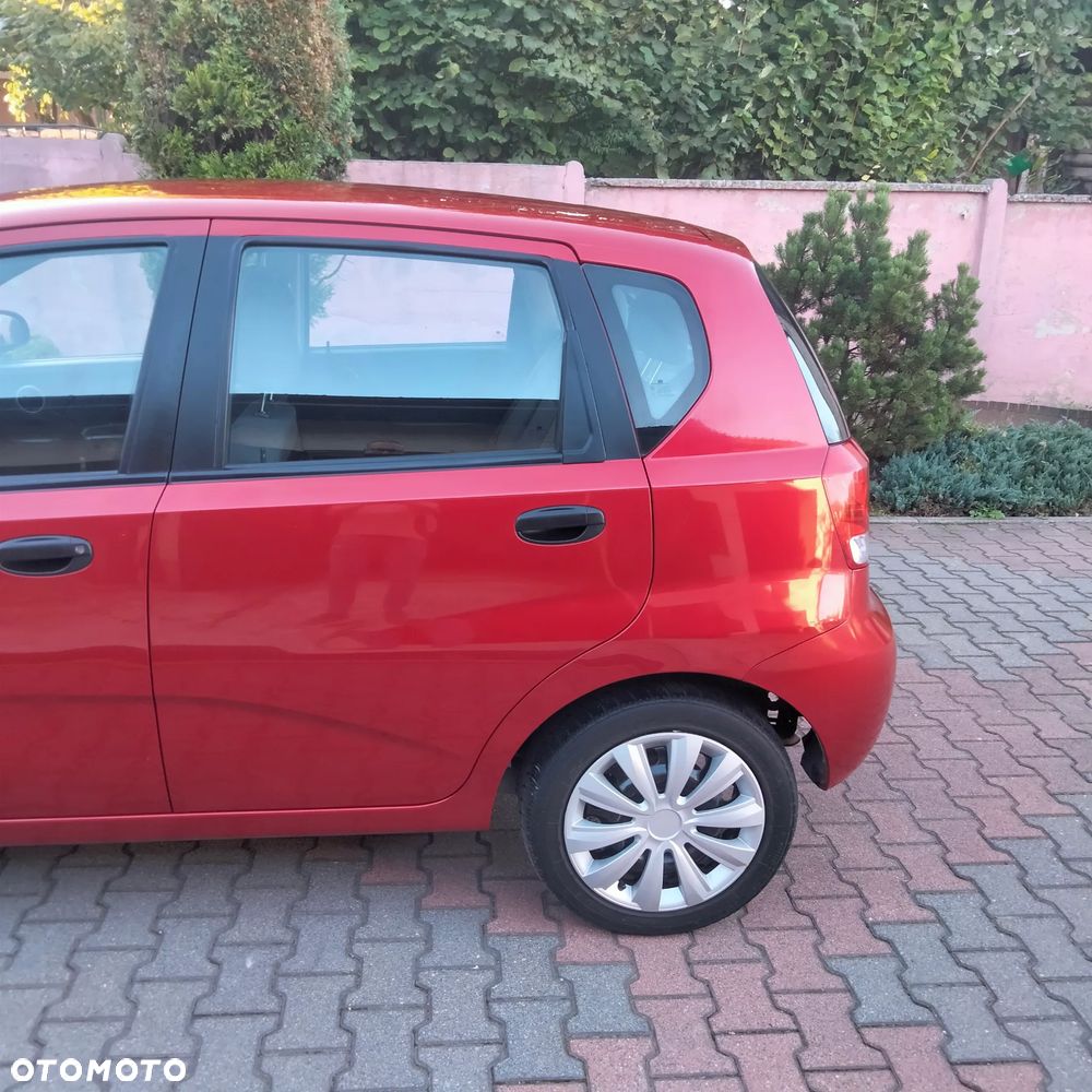 Chevrolet Kalos - 8