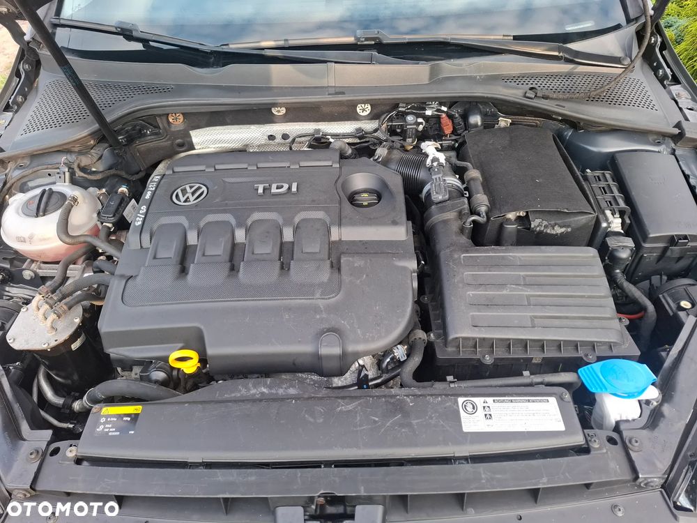Volkswagen Golf - 26