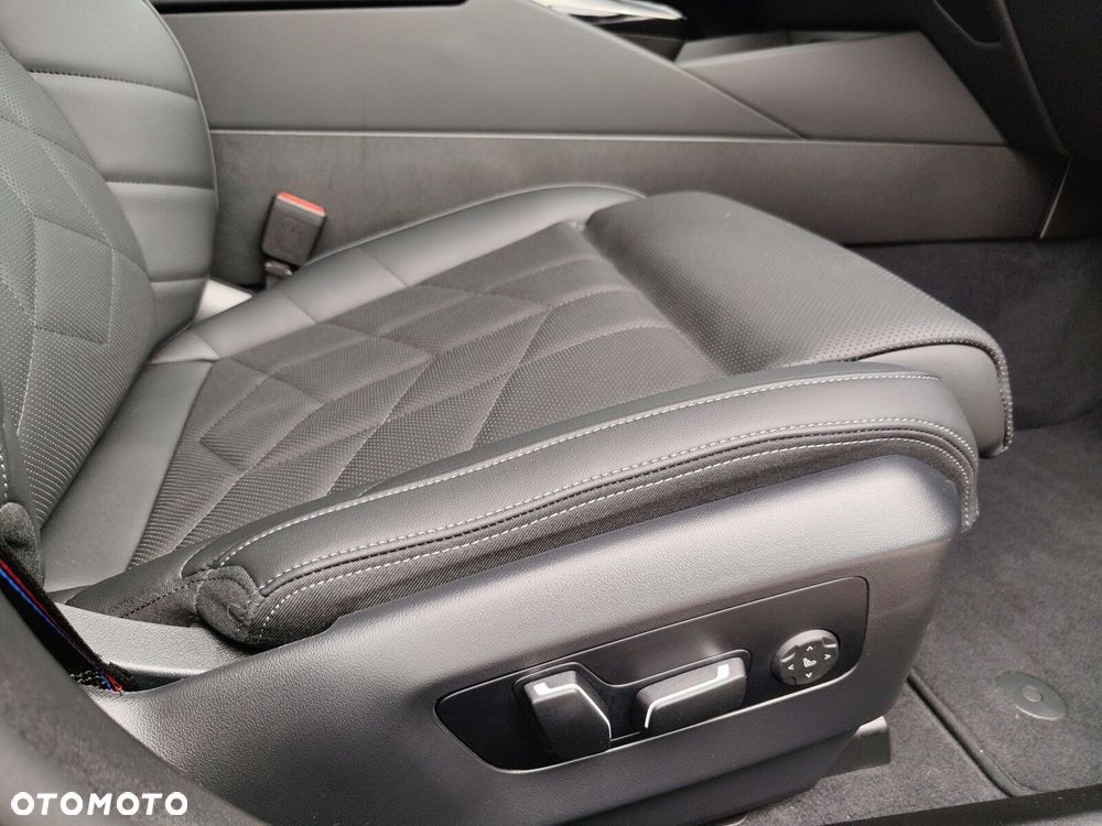 BMW Seria 5 - 29