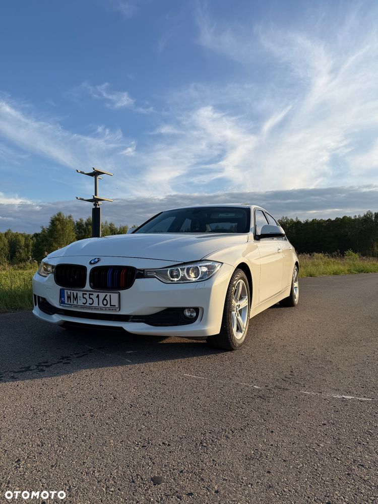 BMW Seria 3 320i - 2