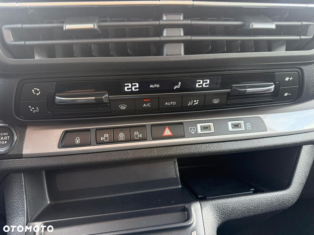 Opel Zafira - 22