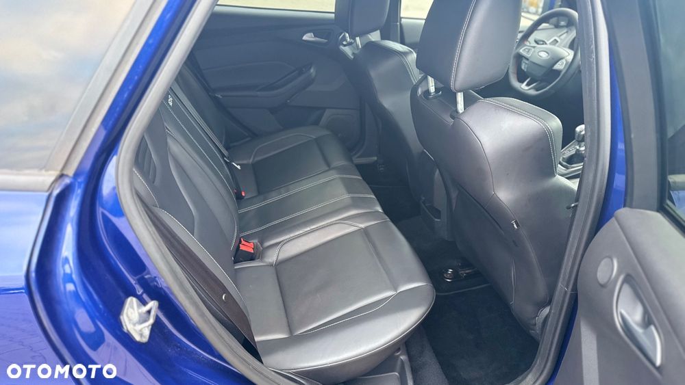 Ford Focus 2.0 EcoBoost ST mit Leder-Exclusiv-Paket - 29