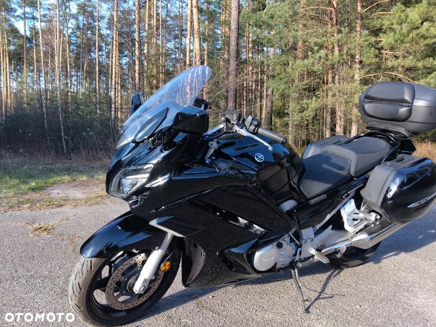 Yamaha FJR - 6