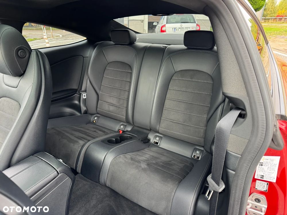 Mercedes-Benz Klasa C 200 4-Matic 9G-TRONIC - 5