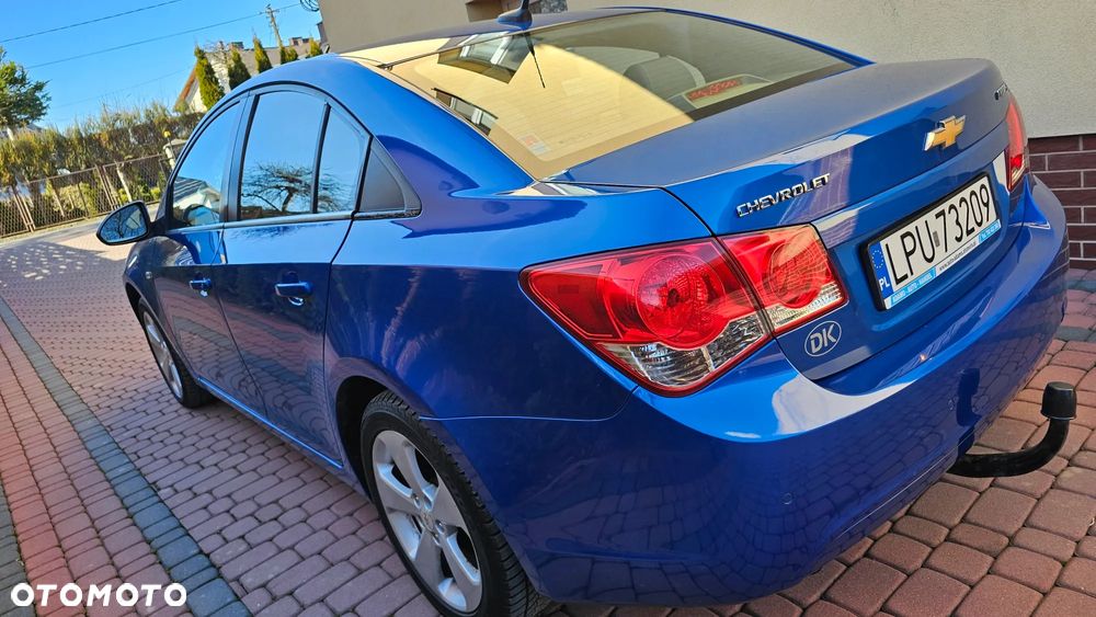 Chevrolet Cruze 1.8 LT+ - 24