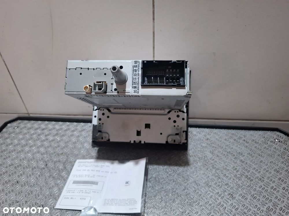 Radio Fiat Ducato 2019 rok nr 07356930100 kod 4254 - 3