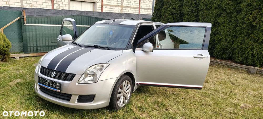 Suzuki Swift 1.3 Sunlight Edition - 22