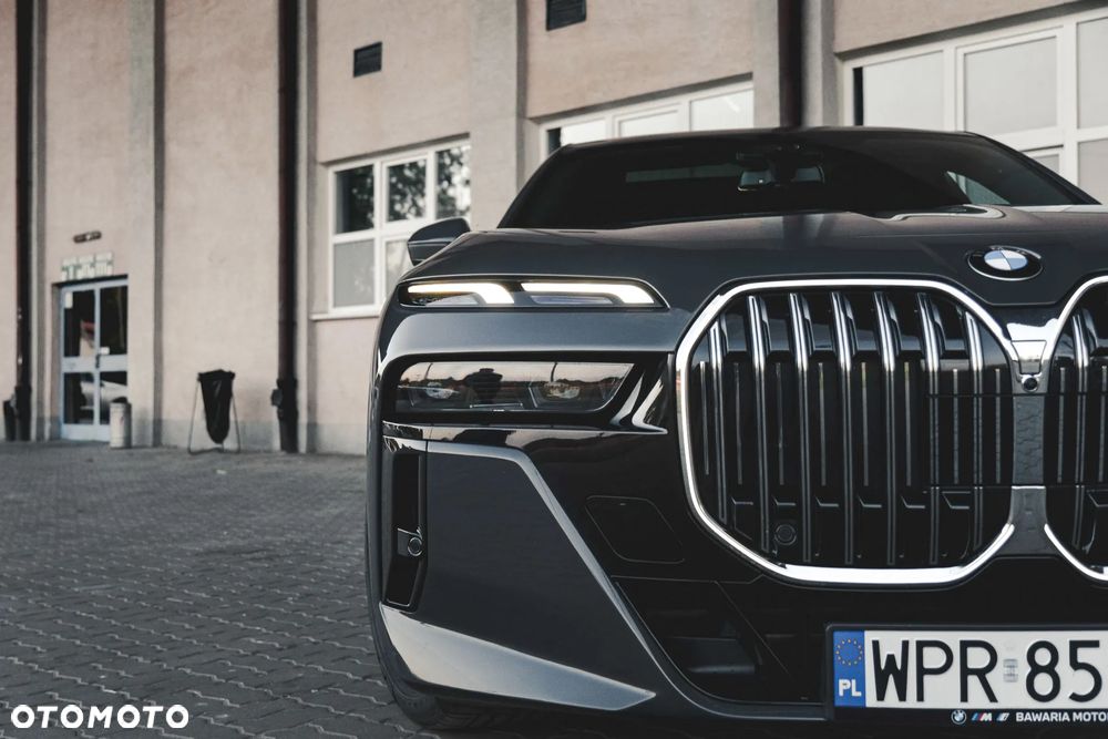 BMW Seria 7 740d xDrive mHEV sport - 1