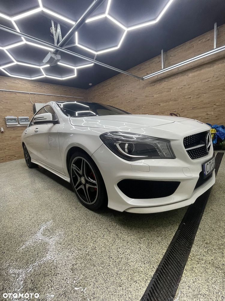 Mercedes-Benz CLA 200 7G-DCT AMG Line - 7