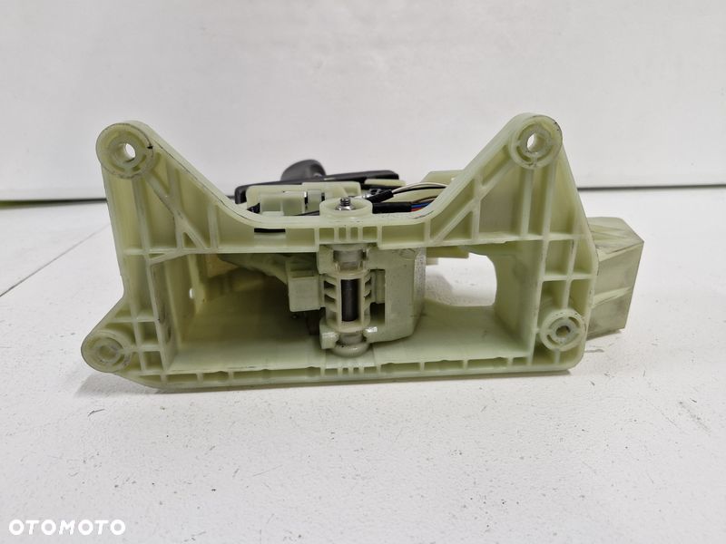 hyundai tucson 3 iii 1.7 crdi automat wybierak lewarek zmiany biegów 46700-d3xxx - 11