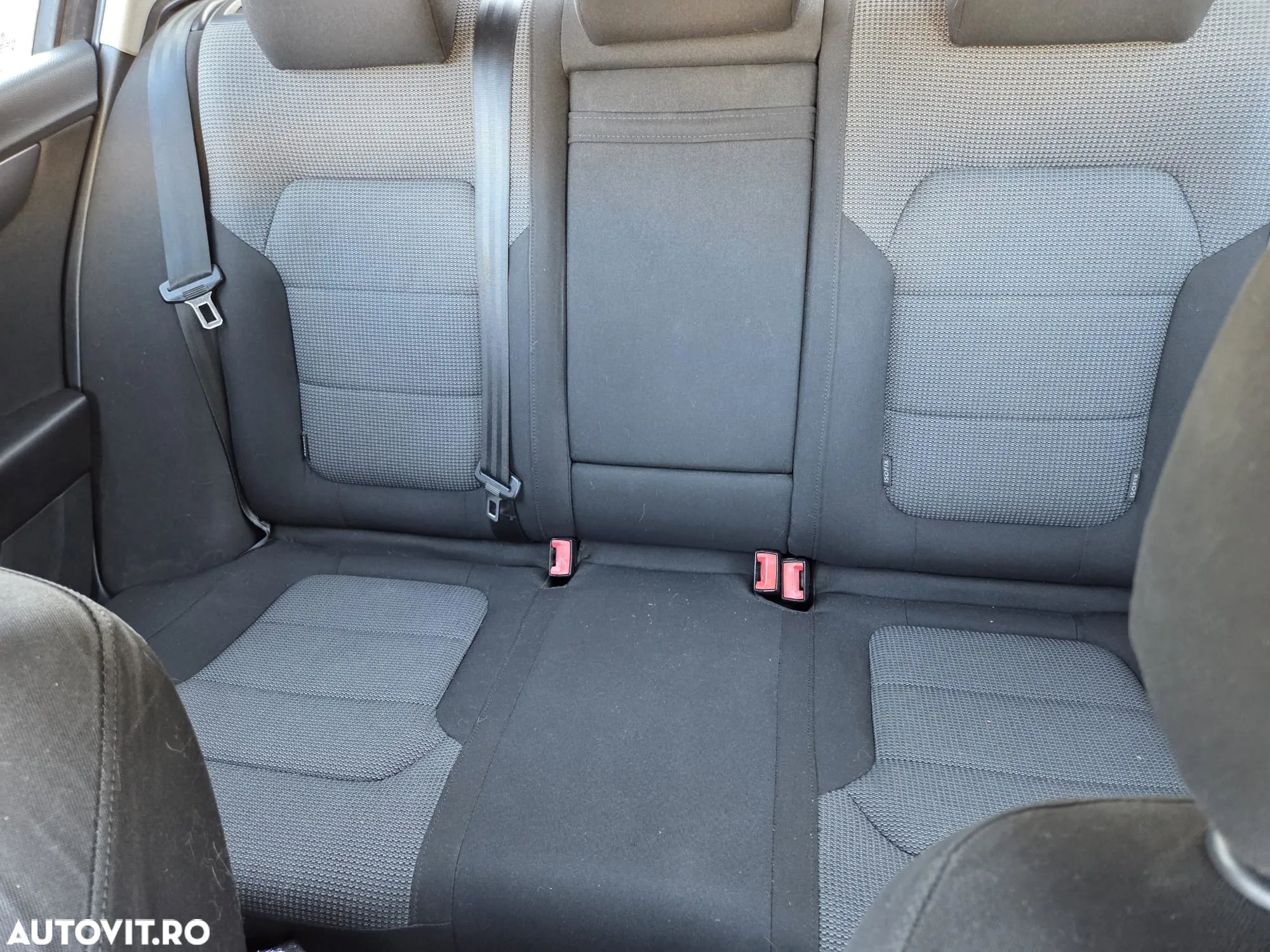 Volkswagen Passat Variant 2.0 Blue TDI DSG SCR Comfortline - 10