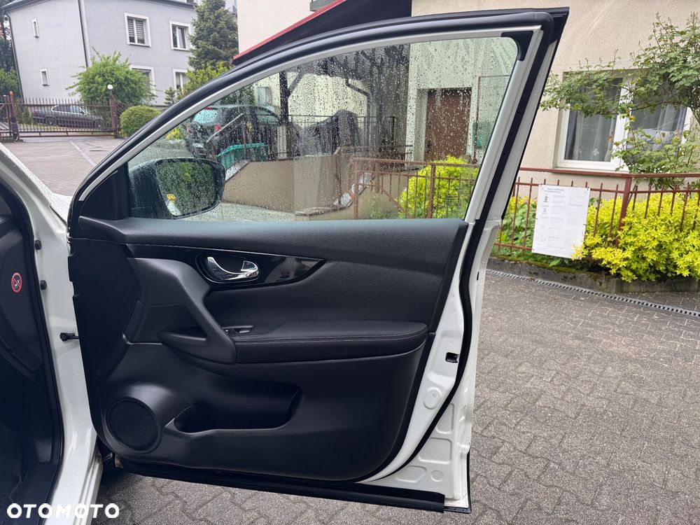 Nissan Qashqai 1.2 DIG-T Visia - 17