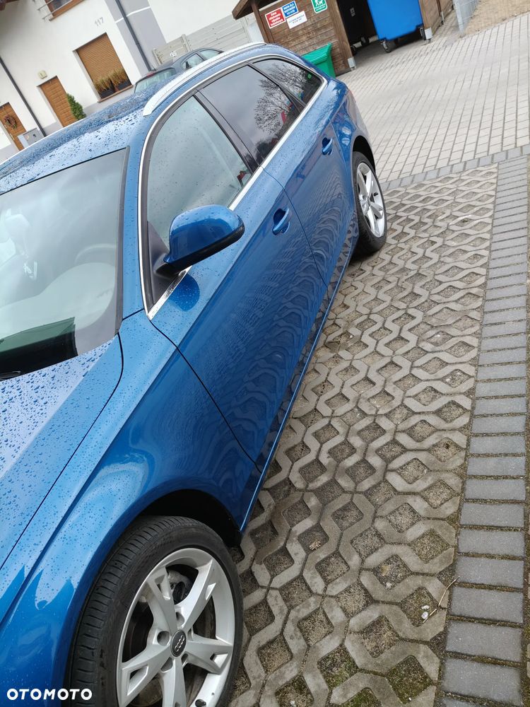 Audi A4 Avant 2.0 TDI DPF multitronic Ambiente - 10