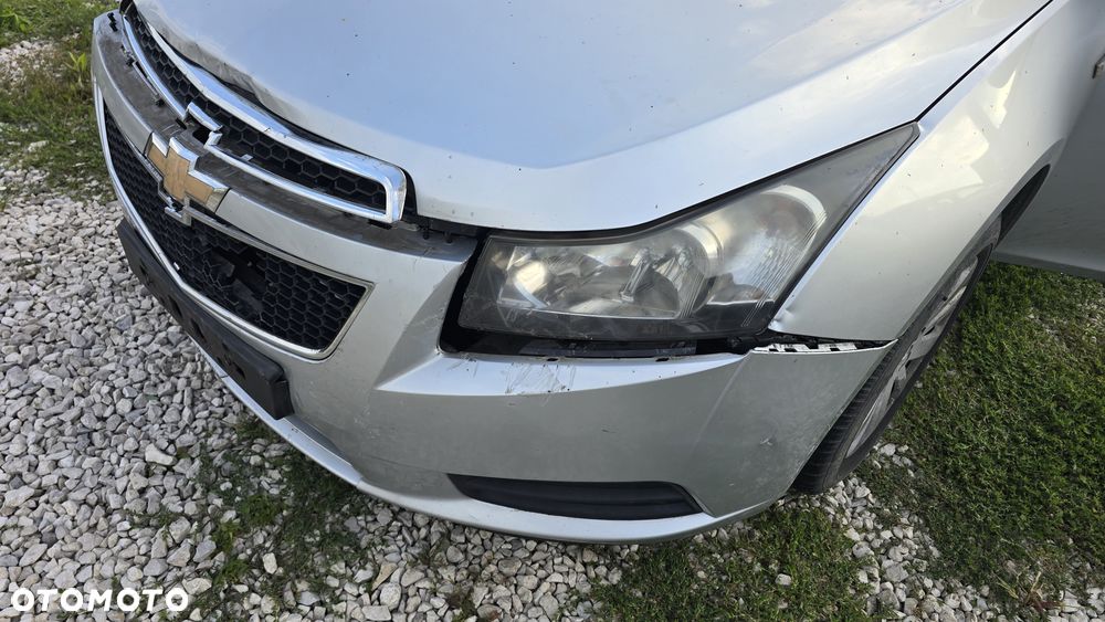 Chevrolet Cruze - 22