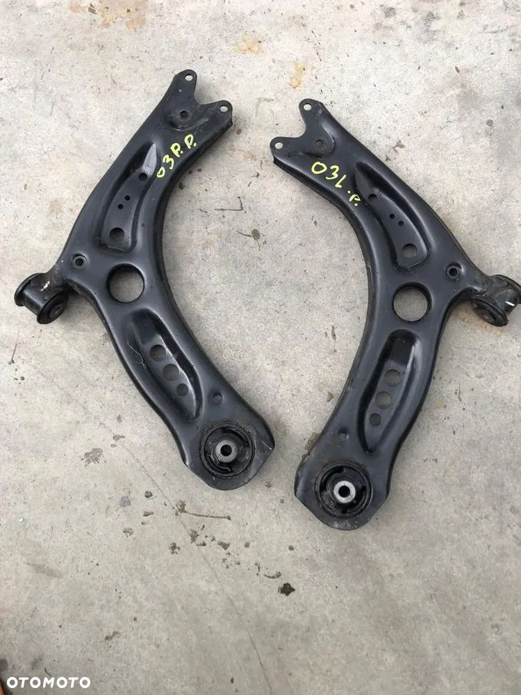 SKODA OCTAVIA III WACHACZE L/P PRZÓD