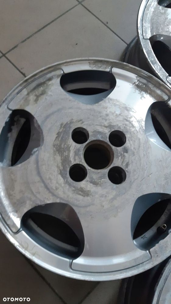 Felgi Aluminiowe VW Golf 2 4x100 et35 6Jx15cali 191601025ad - 4