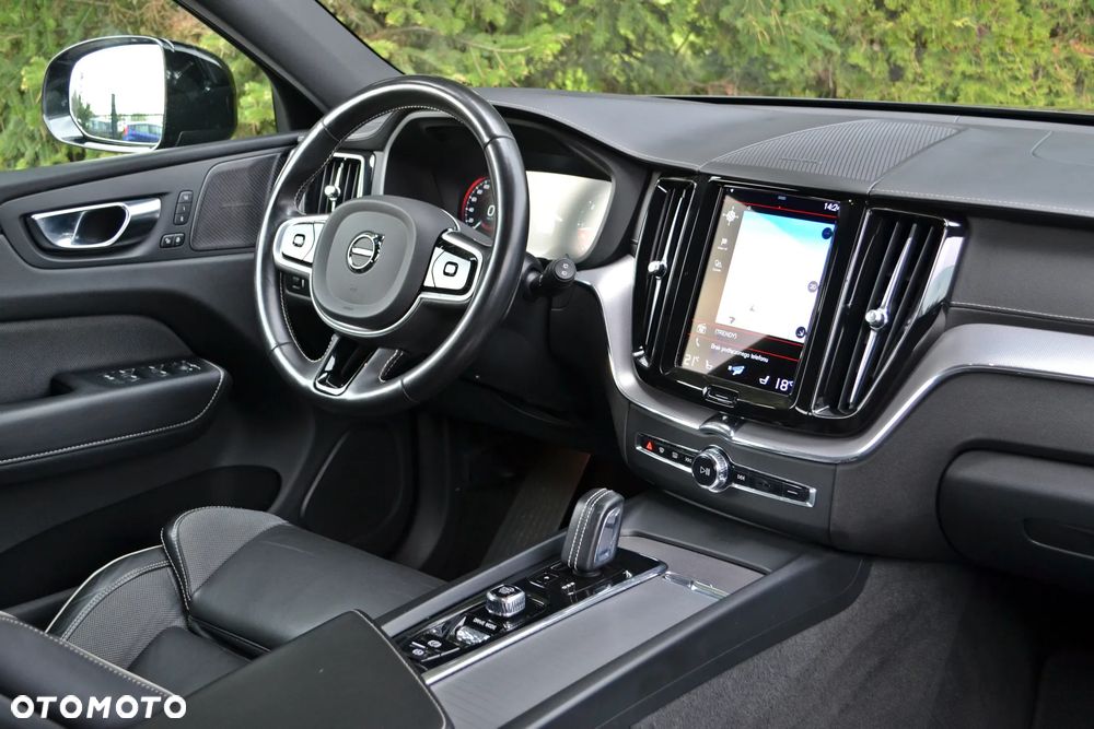 Volvo XC 60 - 22