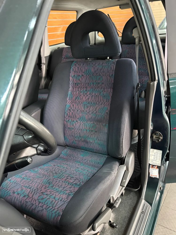 Mitsubishi Pajero Sport 2.5 TD GLS - 10