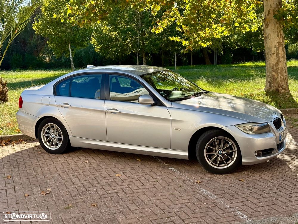 BMW 318 d Navigation - 6