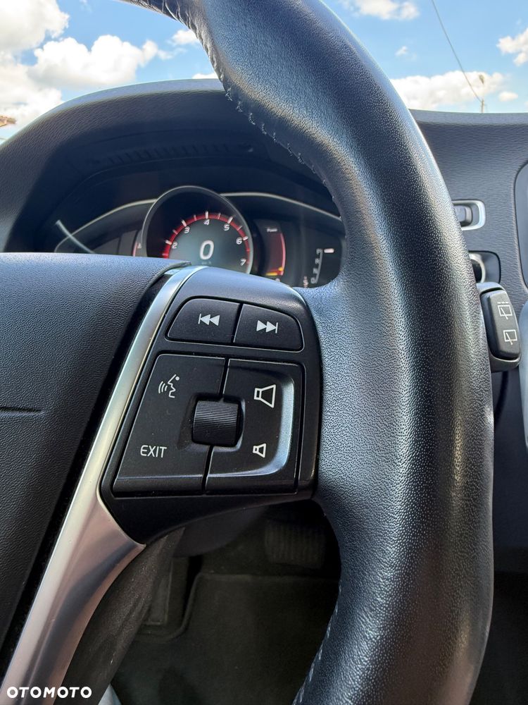 Volvo V60 T2 Geartronic Kinetic - 18