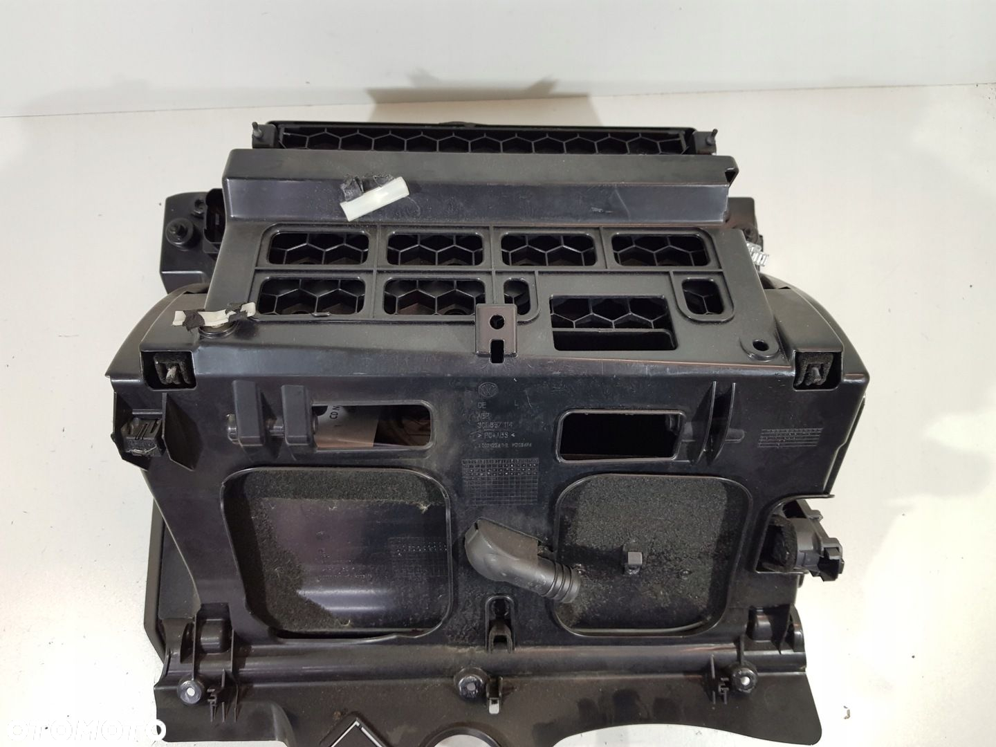 SCHOWEK PASAŻERA 3C1857097AP VW PASSAT B6 EU - 8