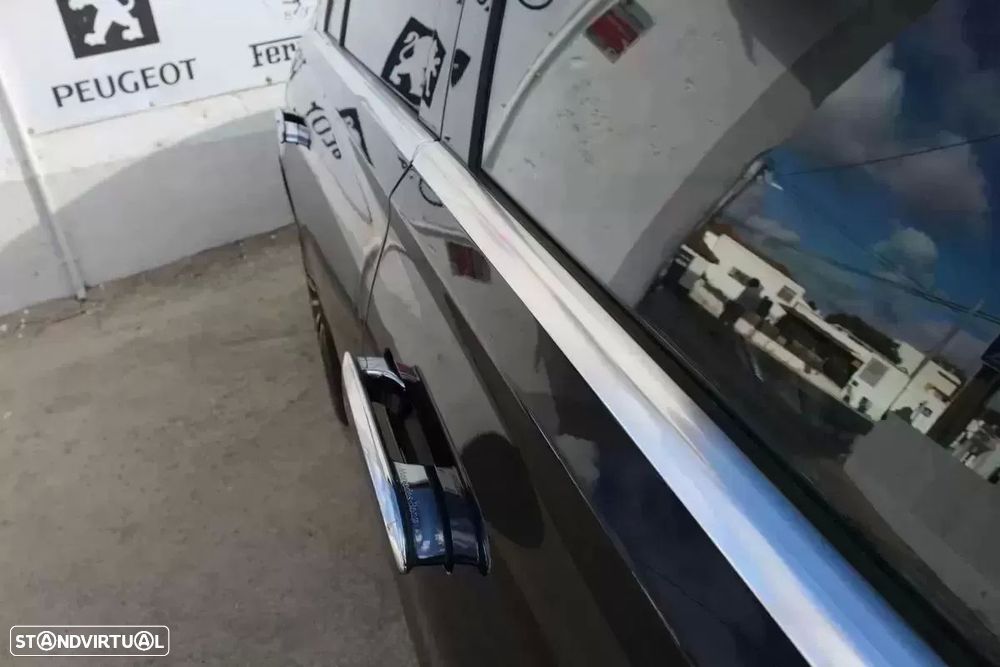 Mercedes-Benz S 580 e Longo - 32