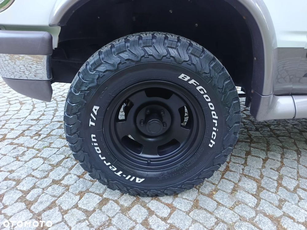 Ford Explorer - 19