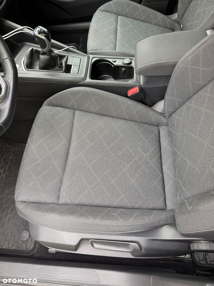 Volkswagen Golf 1.0 TSI Life - 6