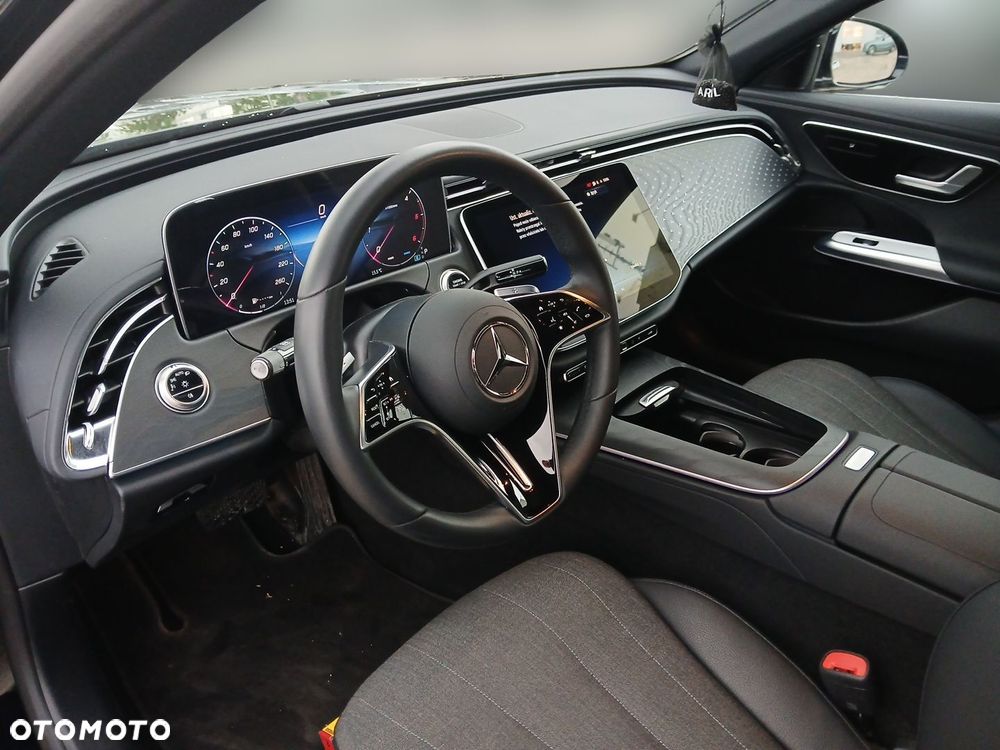 Mercedes-Benz Klasa E 200 d 9G-TRONIC Edition AVANTGARDE - 20