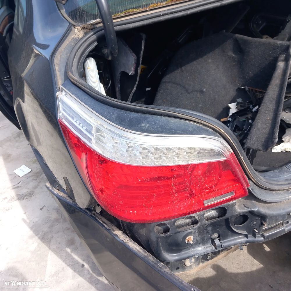 Conjunto faróis traseiros BMW E60 LCI - 1
