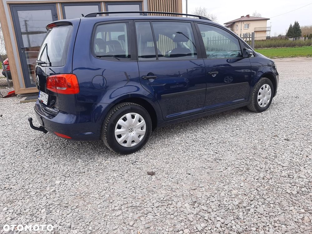 Volkswagen Touran 1.6 TDI DPF BlueMotion Technology Comfortline - 4