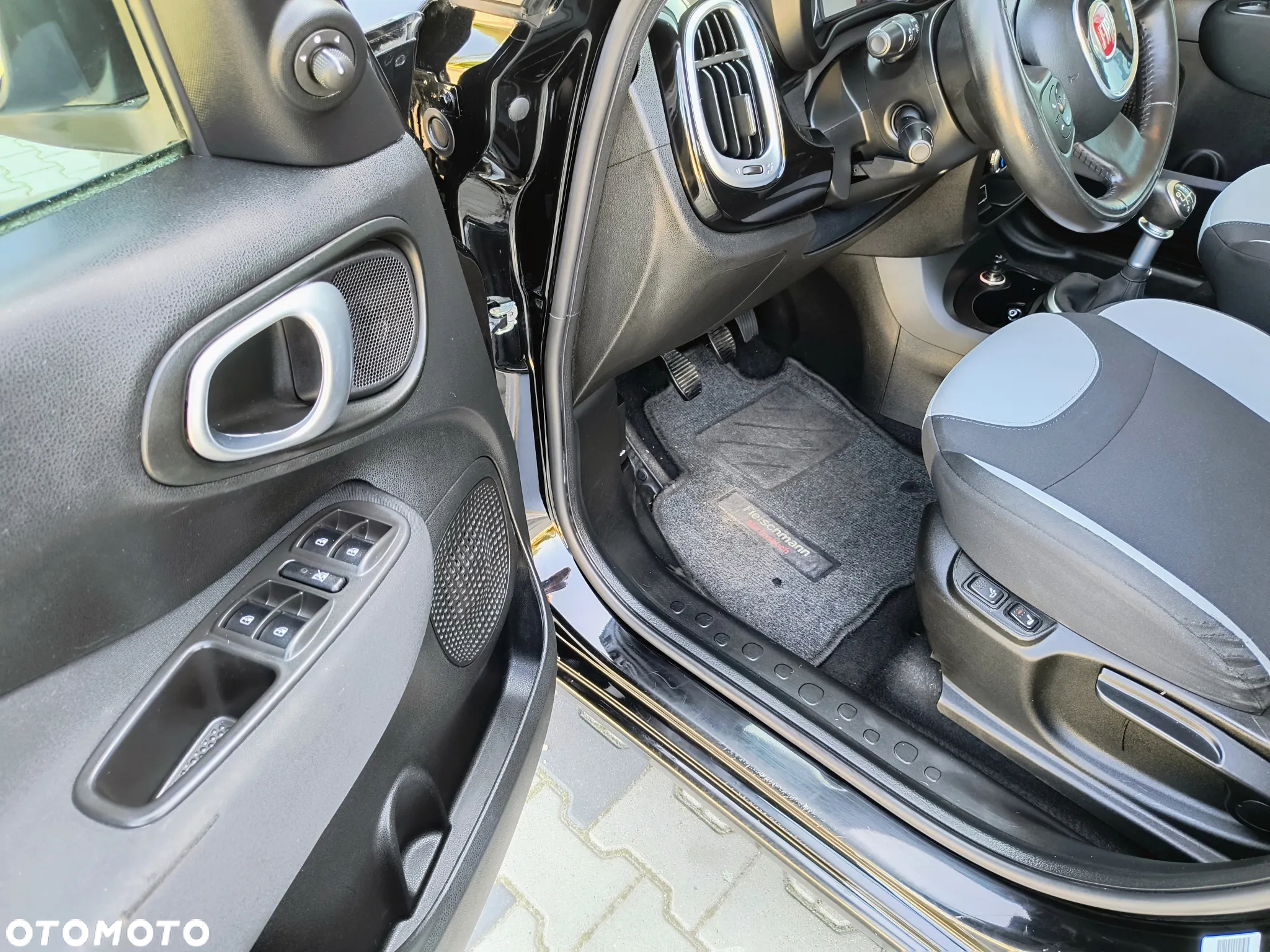 Fiat 500L 1.4 T-Jet 16V Beats Edition - 17