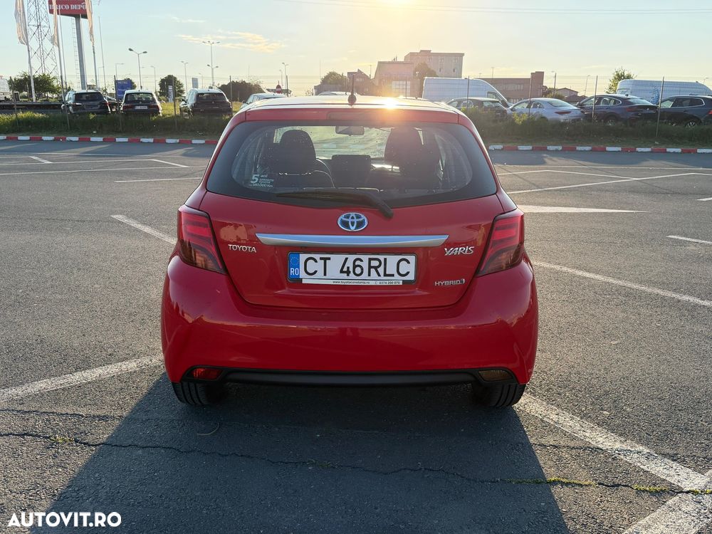 Toyota Yaris 1.5 VVT-i HSD Luna - 10
