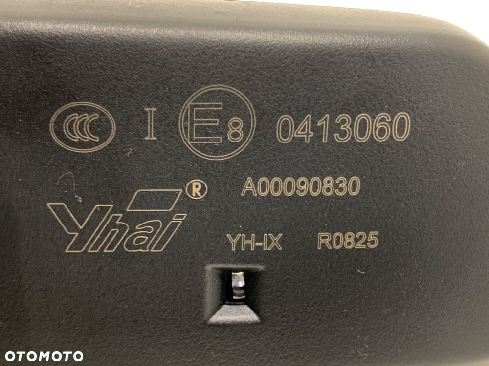 LUSTERKO WEWNĘTRZNE  BAIC X75 2020 - DCT 138 kW [188 KM] A00090830 - 4