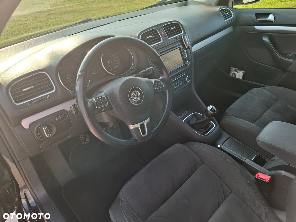 Volkswagen Golf 2.0 TDI Highline - 14