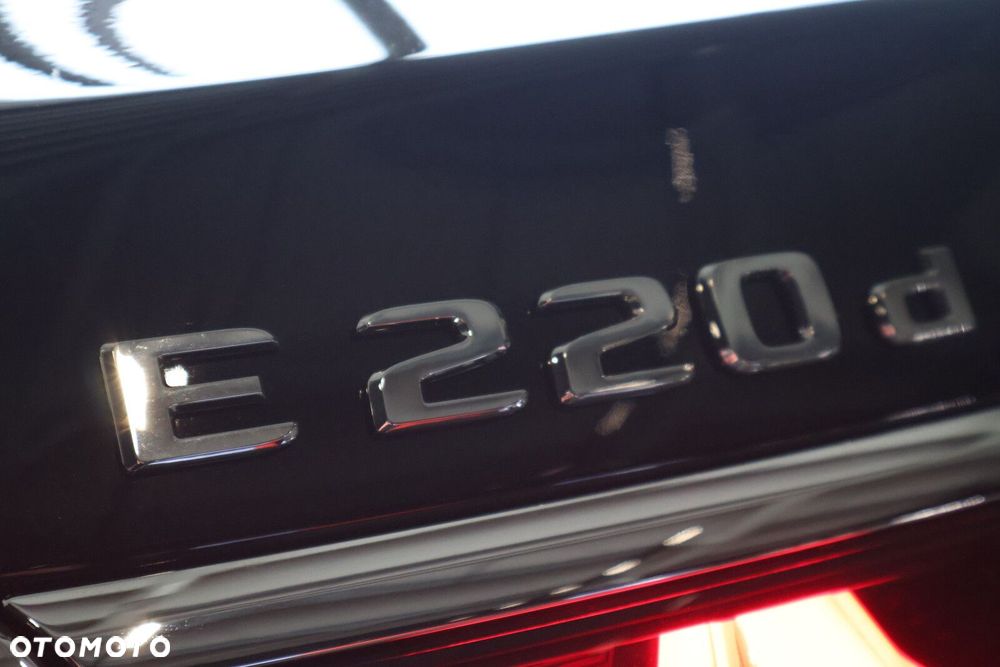 Mercedes-Benz Klasa E - 19