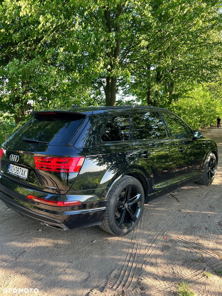 Audi Q7 - 12