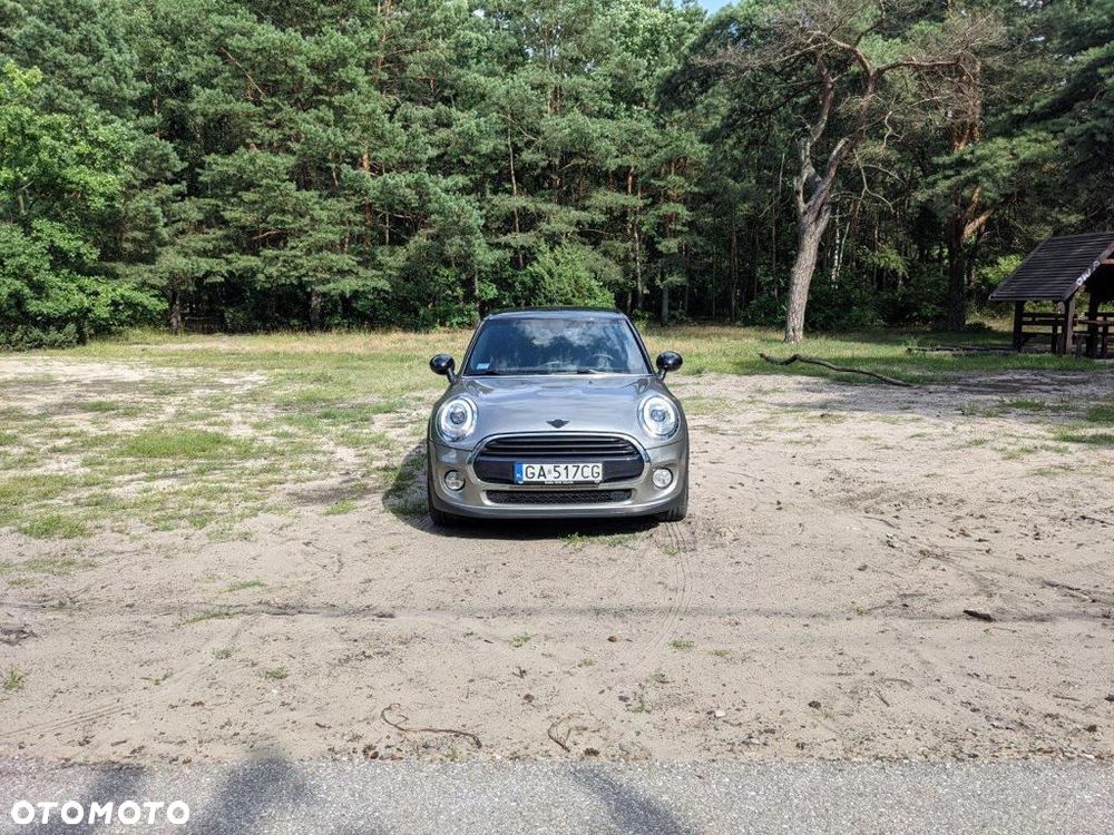 MINI Cooper Standard - 5