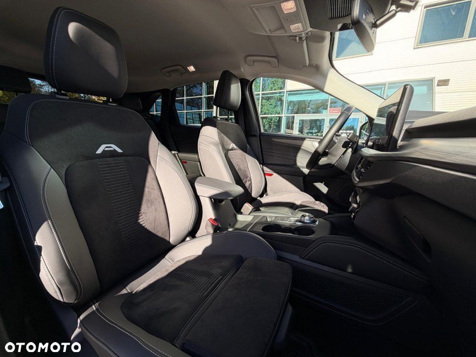 Ford Kuga - 22