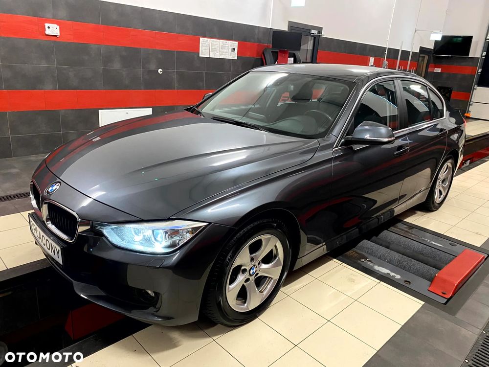 BMW Seria 3 320d Efficient Dynamic Edition Blue Performance Sport Line - 6