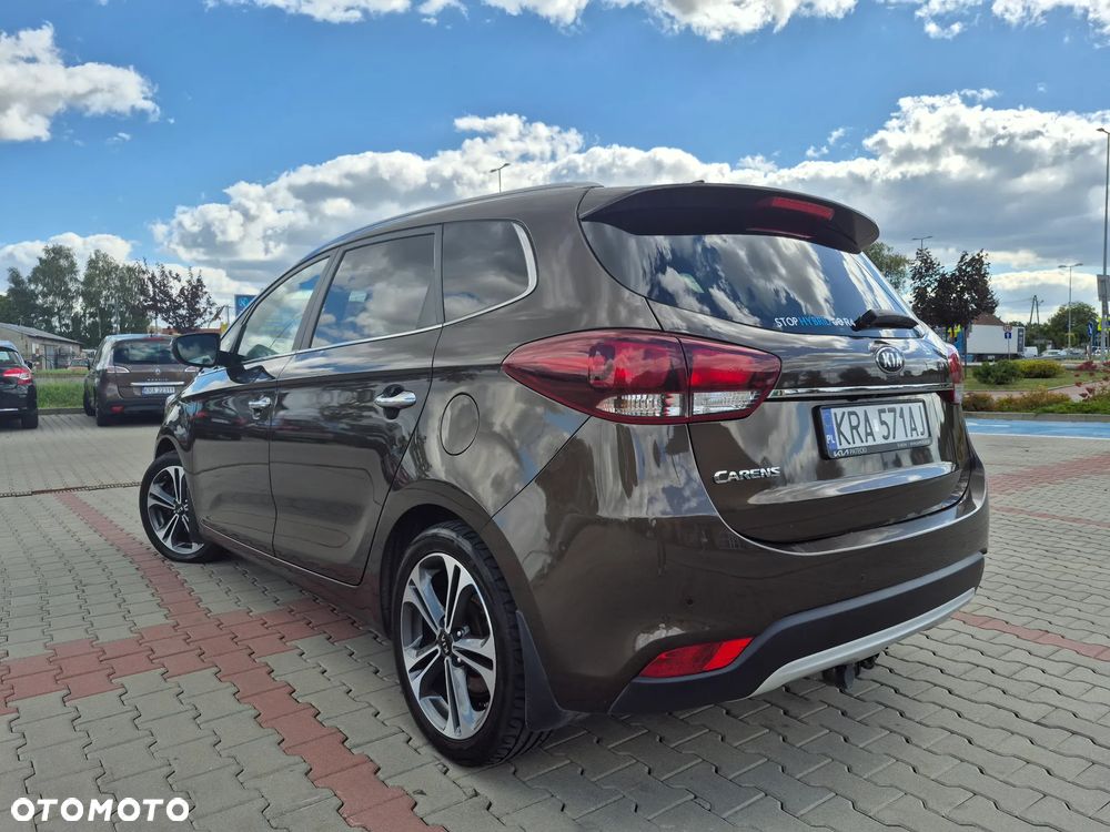 Kia Carens 1.6 GDI L 7os EU6 - 3