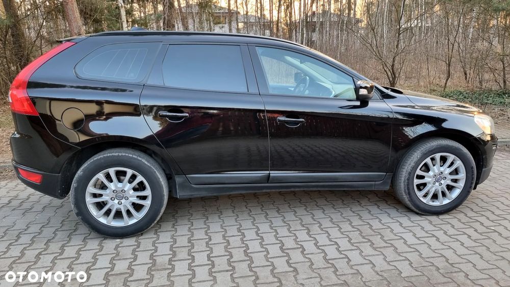 Volvo XC 60 D3 Momentum - 3