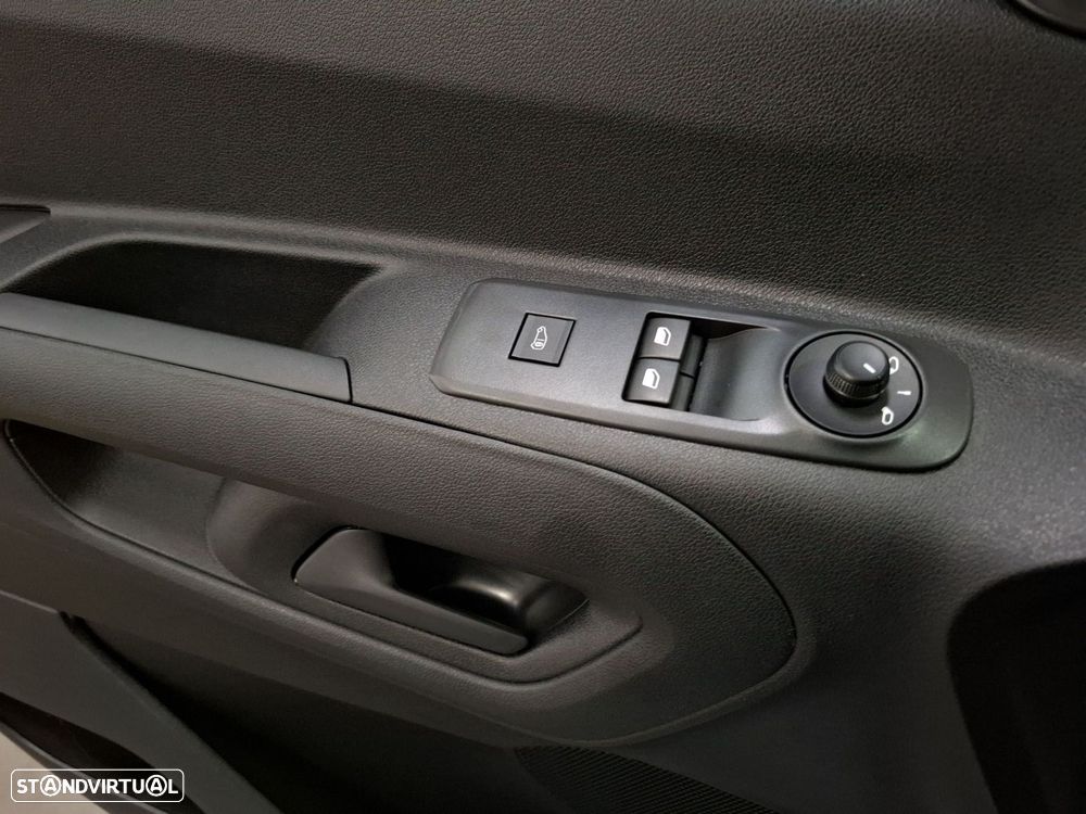 Peugeot Partner - 21