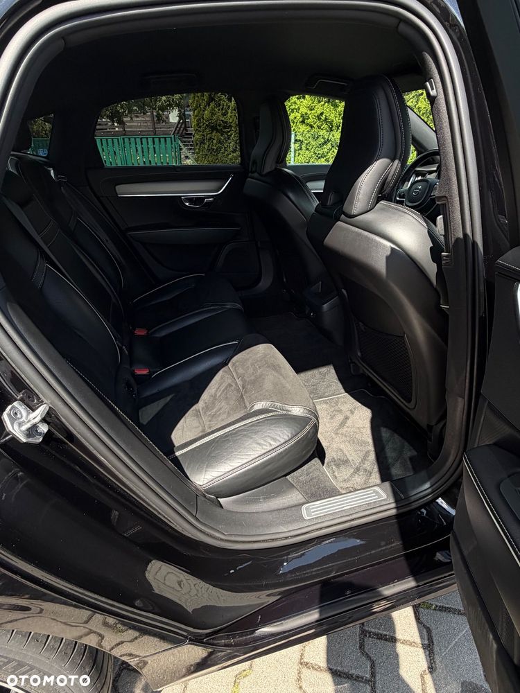 Volvo S90 D3 R-Design - 11