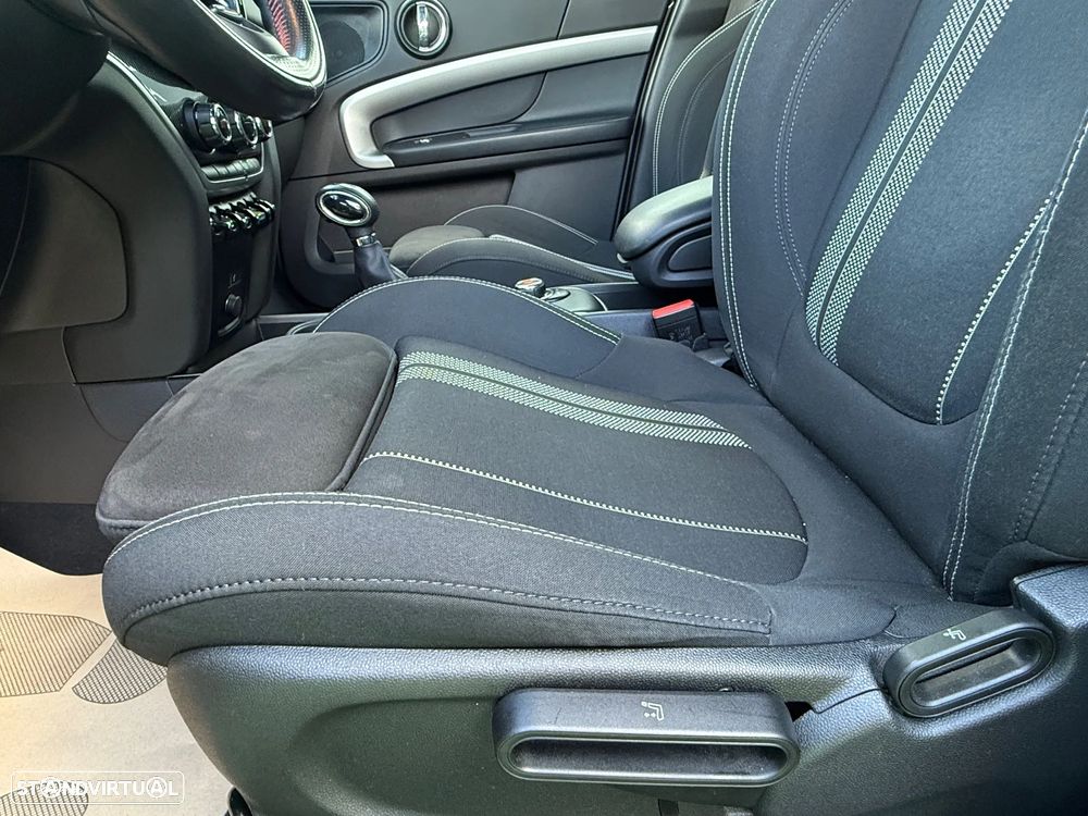 MINI Countryman Cooper SE ALL4 Auto - 23